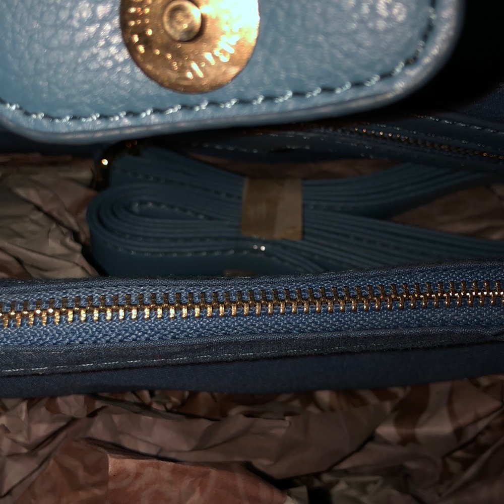 Handbag - Picture 5 of 8
